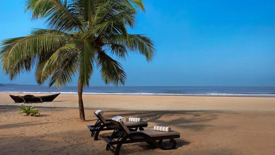 nearest beach from airport in south goa