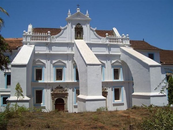 churches to visit in goa