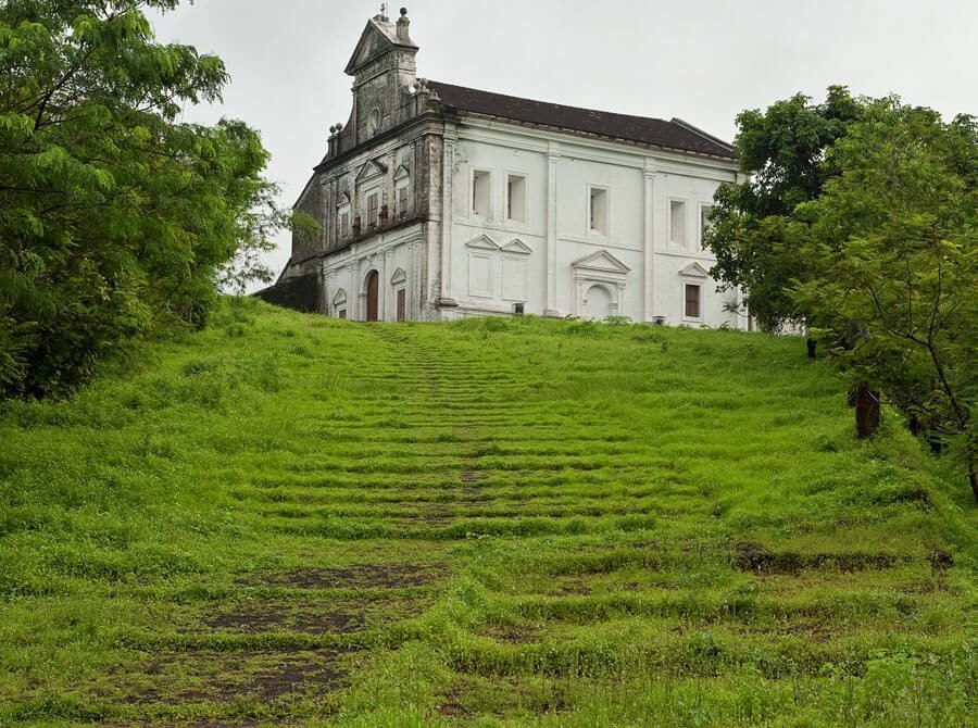 Must Visit Churches in Old Goa